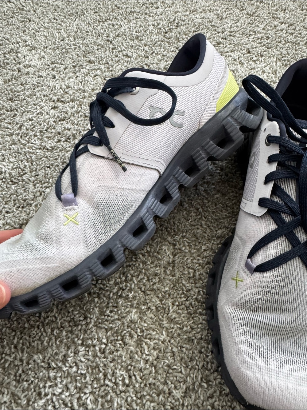 On Running Cloud Lightweight Women’s Running Shoes - Lilac/Navy - Picture 3 of 6